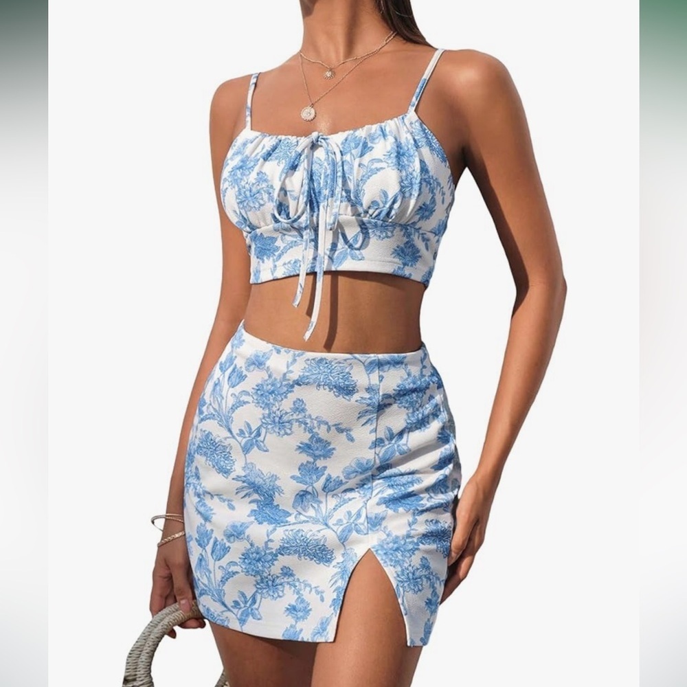 New Blue & White Floral Corset-Style Two-Piece Set – Size 6 Medium SHIEN Outfit